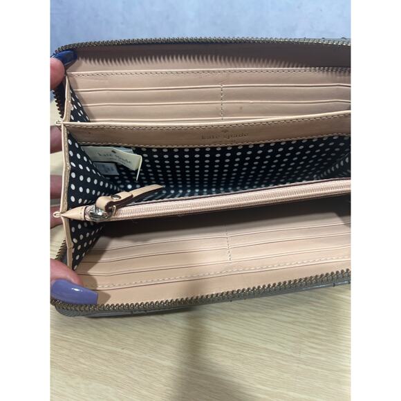 Kate Spade Astor Court Neda Quilted Zip Around Wallet in Wedgewood Gray Tan - Picture 4 of 12